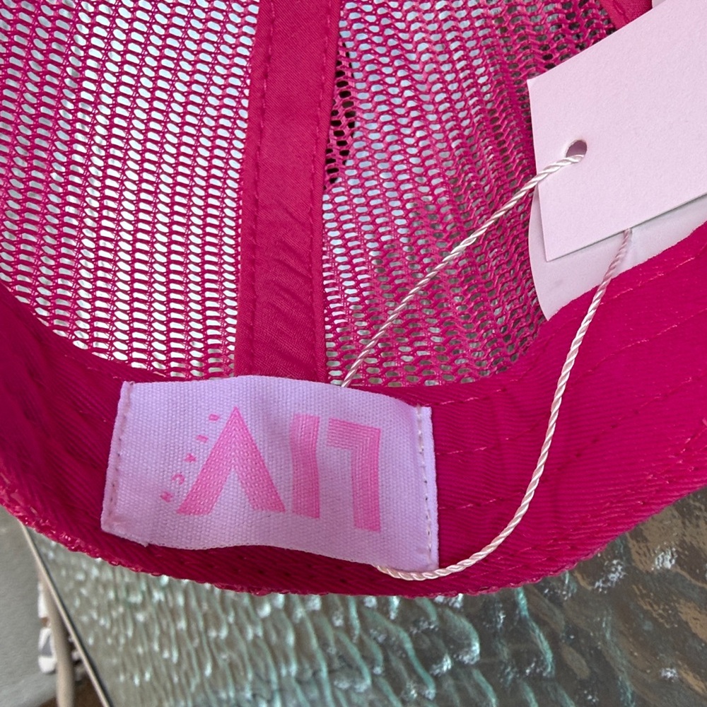LIV Beach Las Vegas beach club Fontainebleau - Picture 6 of 8